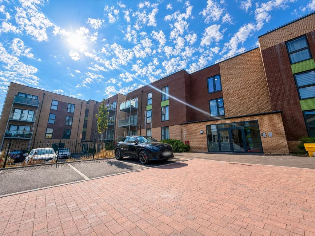 Main image of property: Flatts Close, Stoke Gifford, BRISTOL
