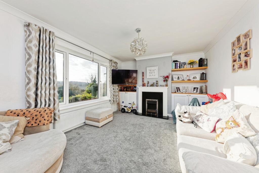 Templeside, Temple Ewell, Dover, Kent, CT16 photo 3