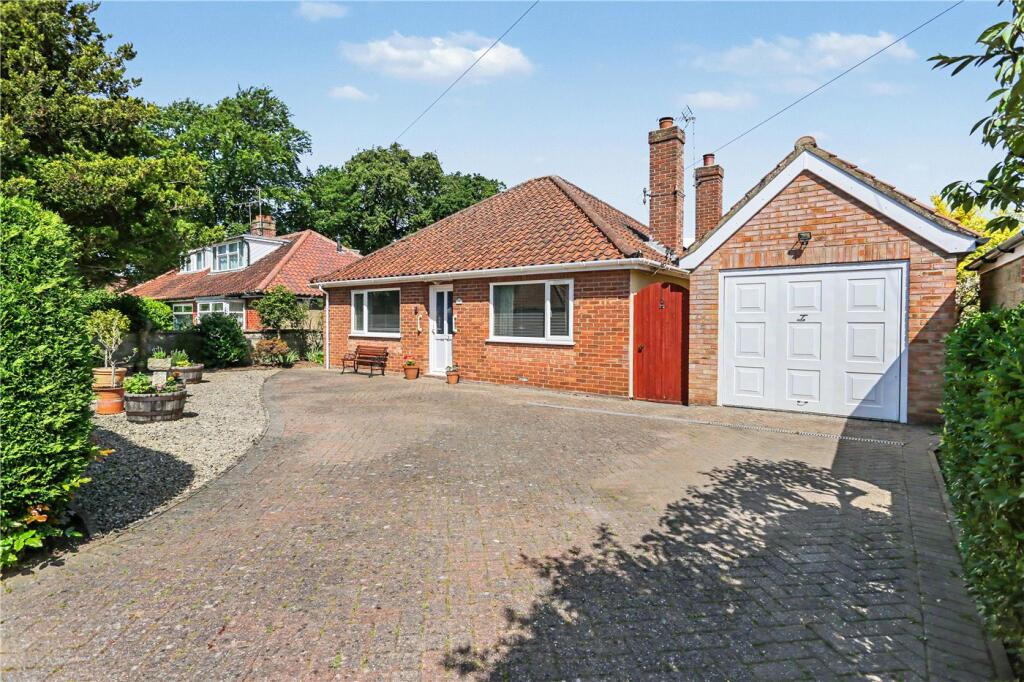 3-bed house on Spinney Close, Thorpe St Andrew, Norwich, Norfolk, NR7, £325,000