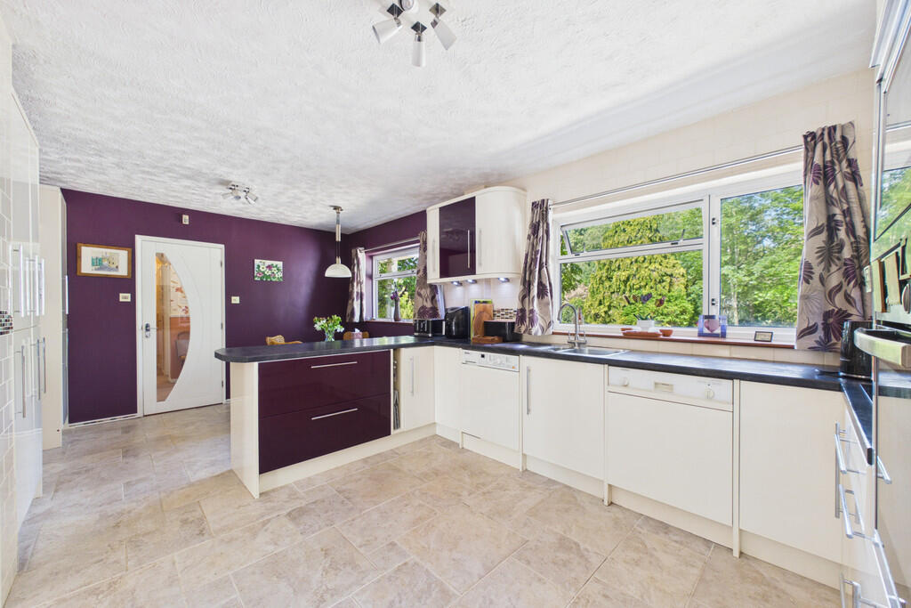 House in East Suffolk, Wissett - More