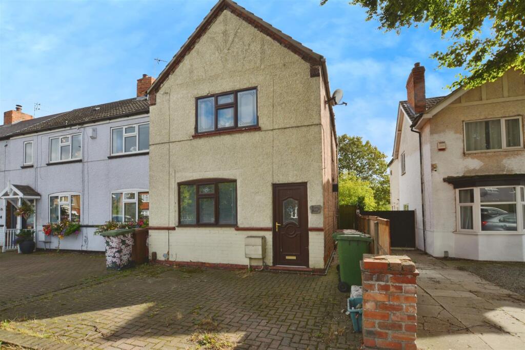 2-bed terraced on Messingham Road, Scunthorpe, £115,000