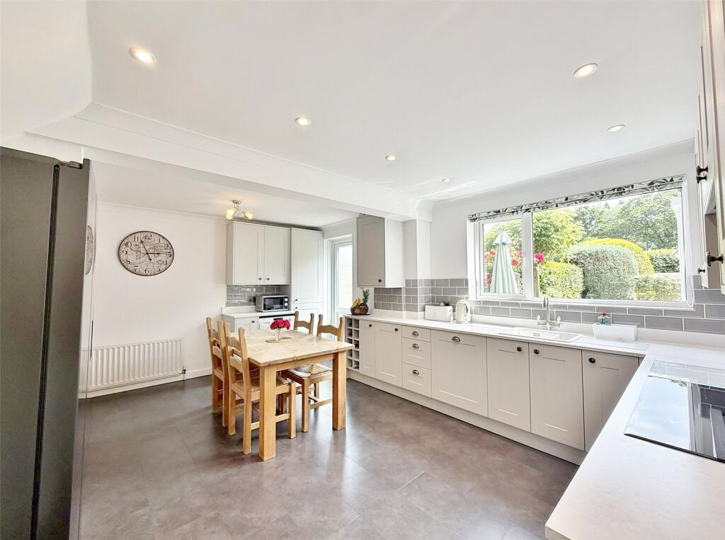 House in Verwood, Dorset - View 4