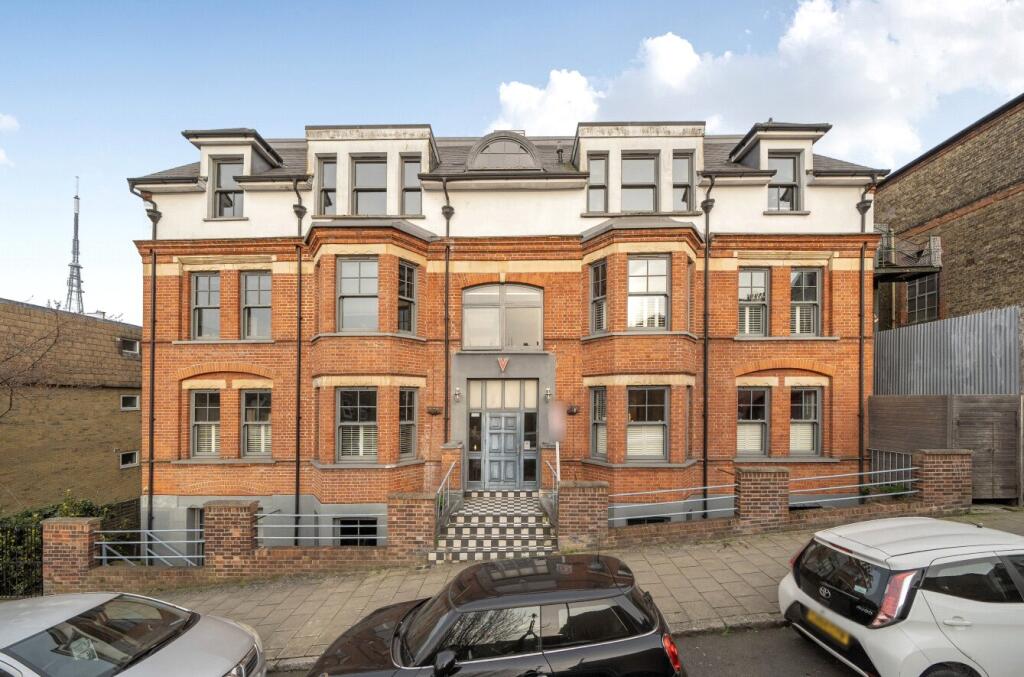 Main image of property: Jasper Road, London, SE19