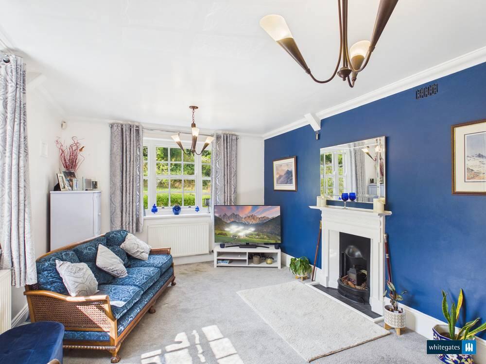 Apartment in Llandudno - More