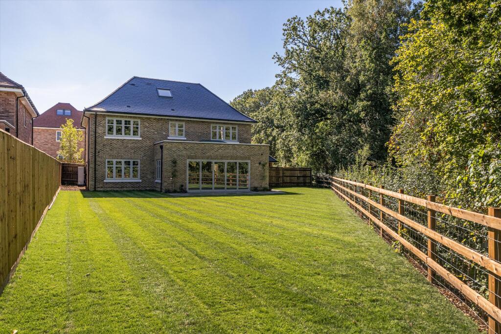 House in Finchampstead - View 5
