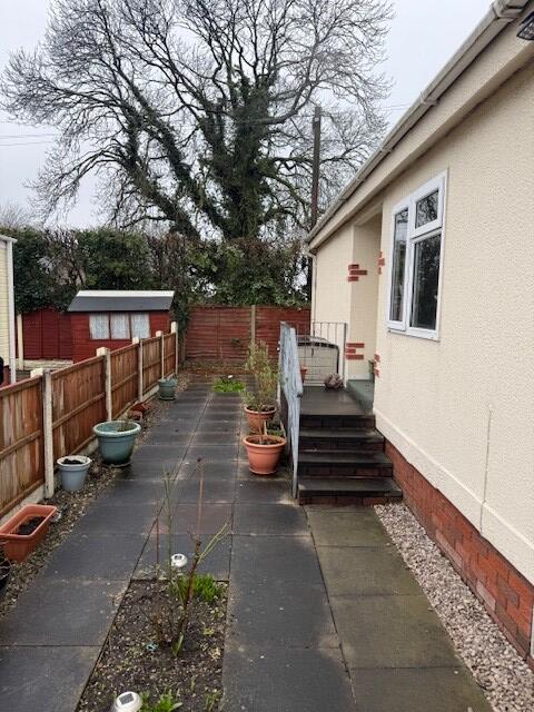Two Bed Wonderland Dorchester (36ft x 20ft), Cuerden Residential Park, Wigan Road, Leyland, Lancashire, PR25 5PB photo 3
