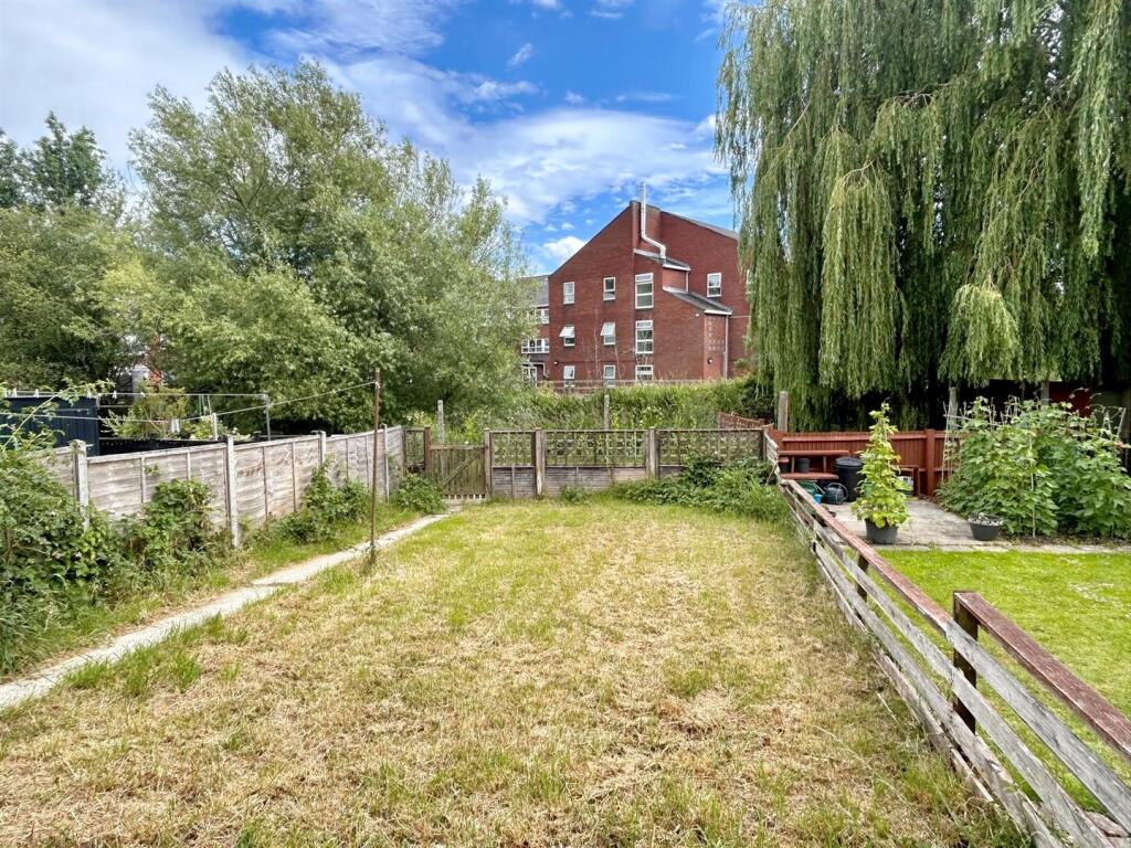 House in Newbury, Speenhamland - View 2