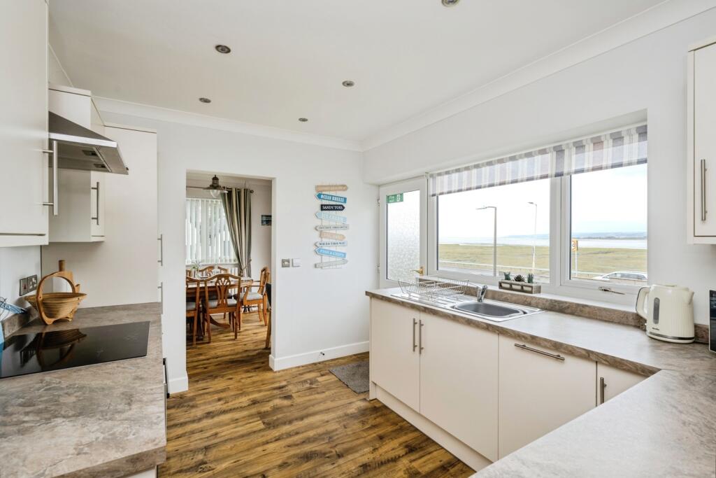 House in Penclawdd, Llanrhidian Higher - View 5