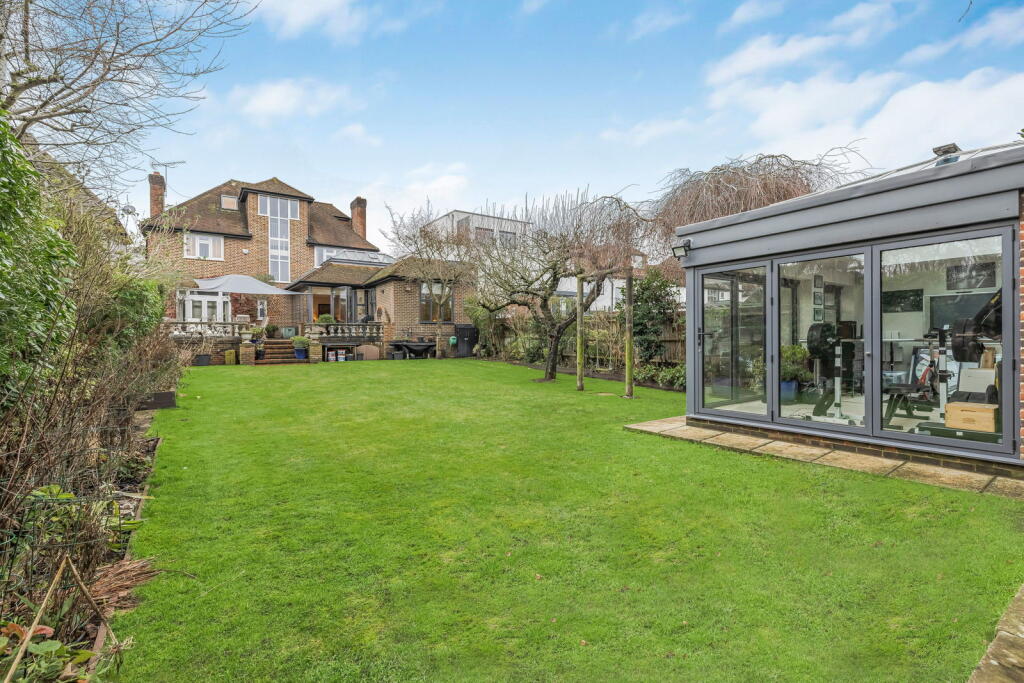 Main image of property: Roehampton Gate, London, SW15 5JS