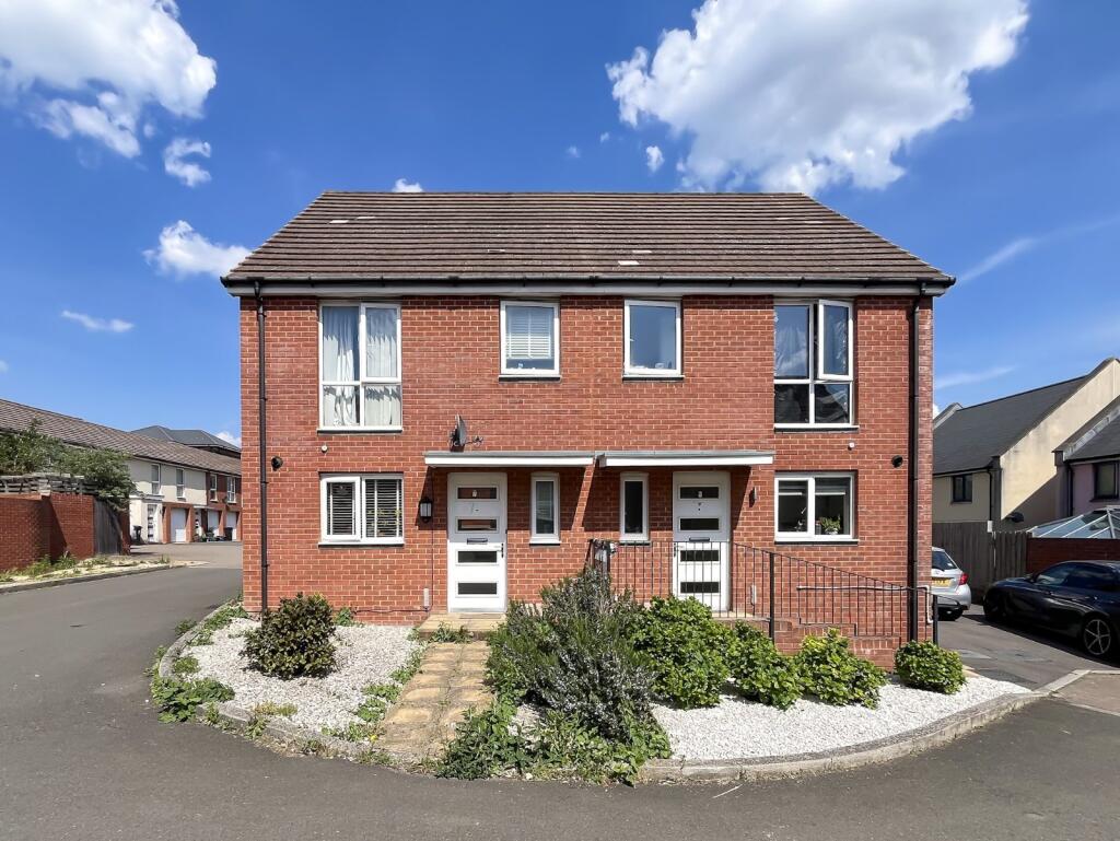 Main image of property: Hill Tops, Patchway, Bristol, BS34