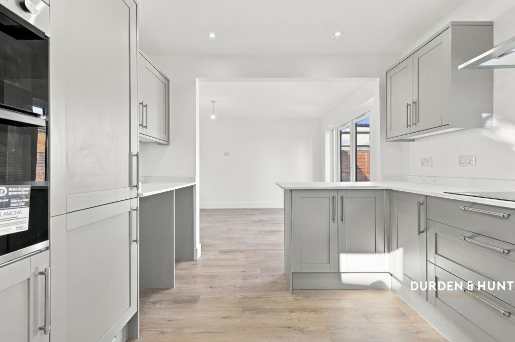 House in Southend-on-Sea, Leigh on Sea - View 5