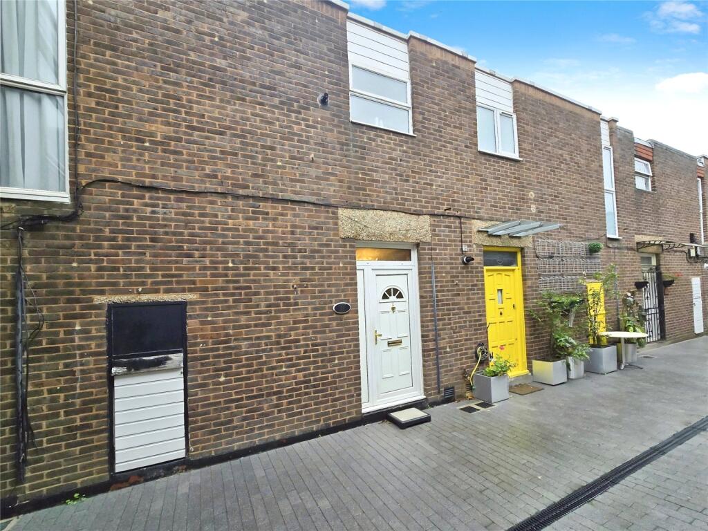 2-bed terraced on Manor Grove, London, SE15, £425,000