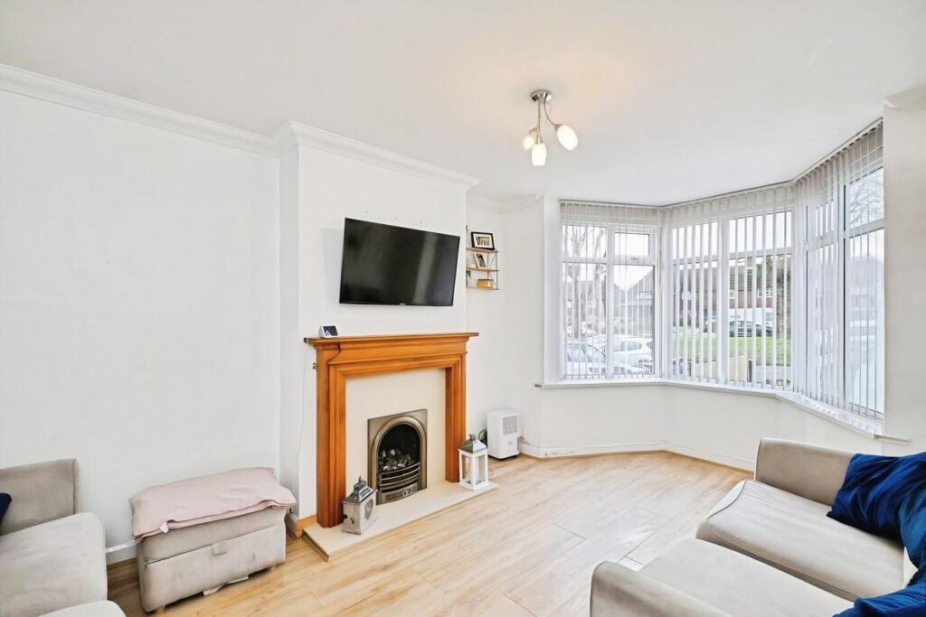 House in Birmingham, Banners Gate, Kingstanding - View 4
