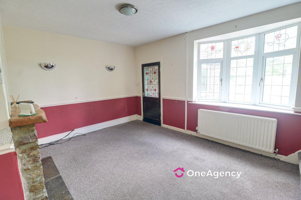 House in Crewe, Coppenhall - View 4