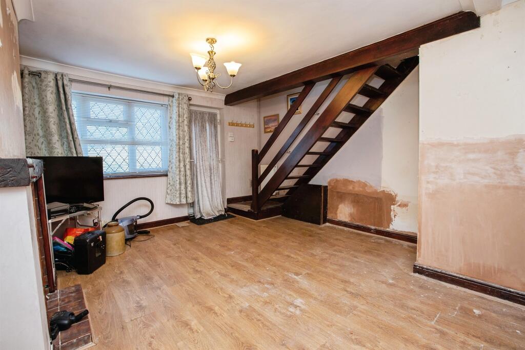 House in Ripley - View 4