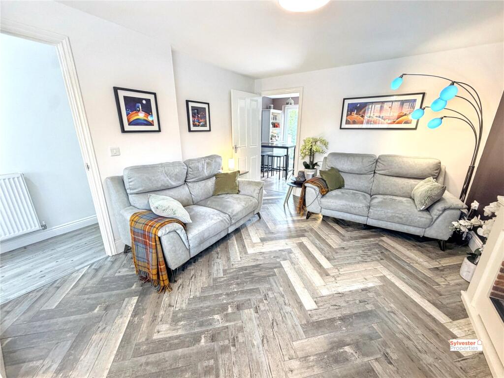 House in Durham - View 4