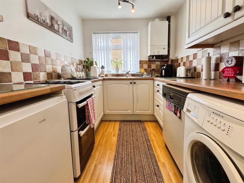 Additional image 5 of Eccles Court, Bradford, BD2 3BG