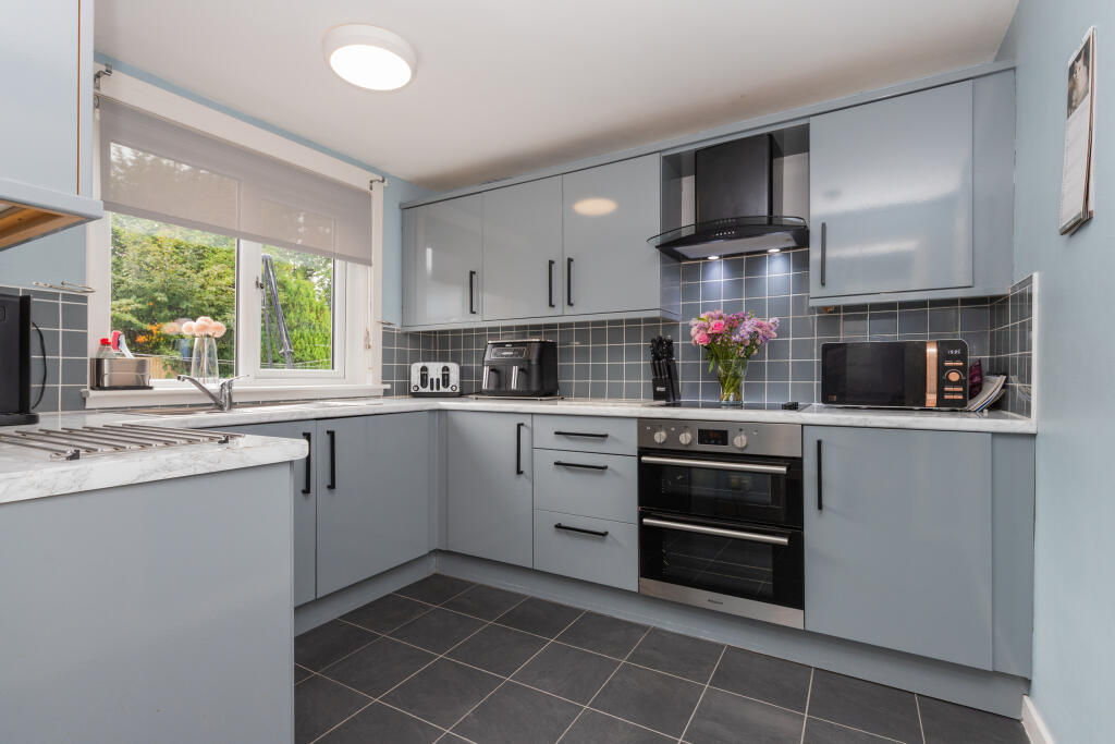 House in Paisley, Renfrewshire - More