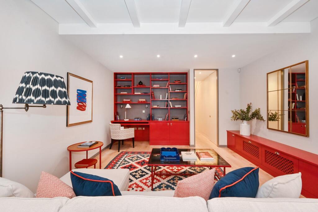 House in London, Silchester Estate, North Kensington - View 6