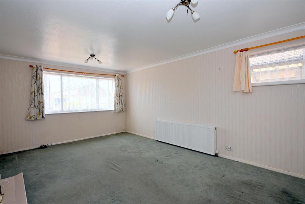 Cunningham Drive, Langney Point, Eastbourne photo 5