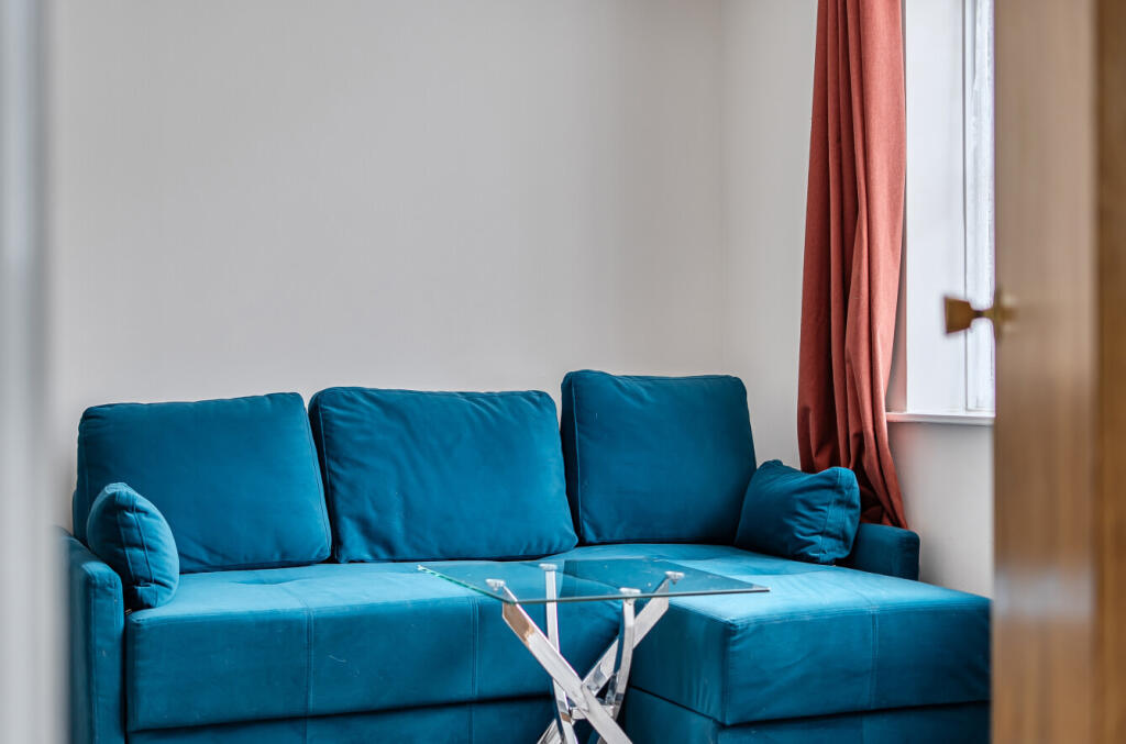 Apartment in London, Lonesome, Mitcham - View 4