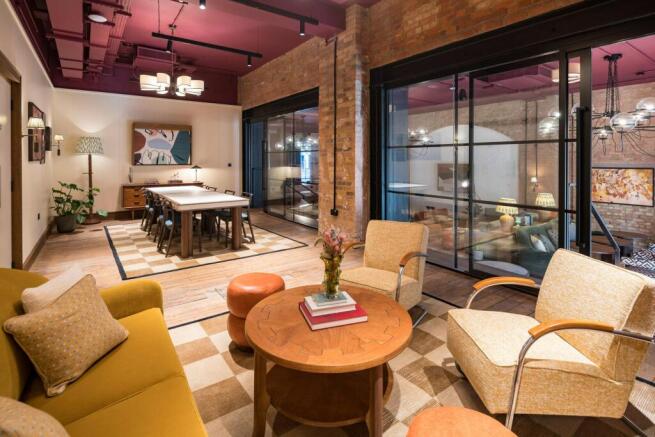 Alfred's Club / Tenant Lounge