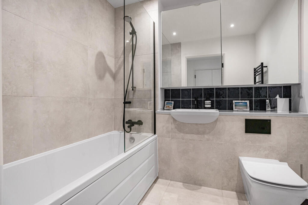 Apartment in London, Ratcliffe, Stepney - View 5