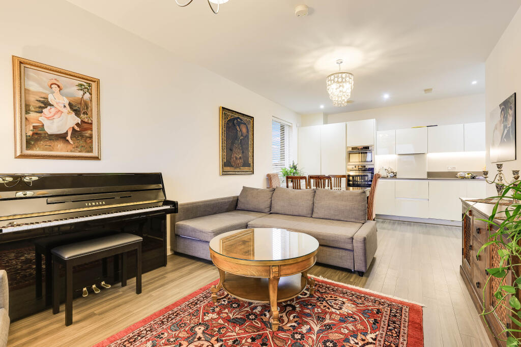 Woodpecker Way, Trumpington - Mehr