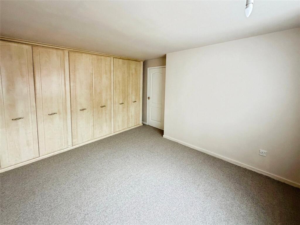 House in Doncaster - View 4