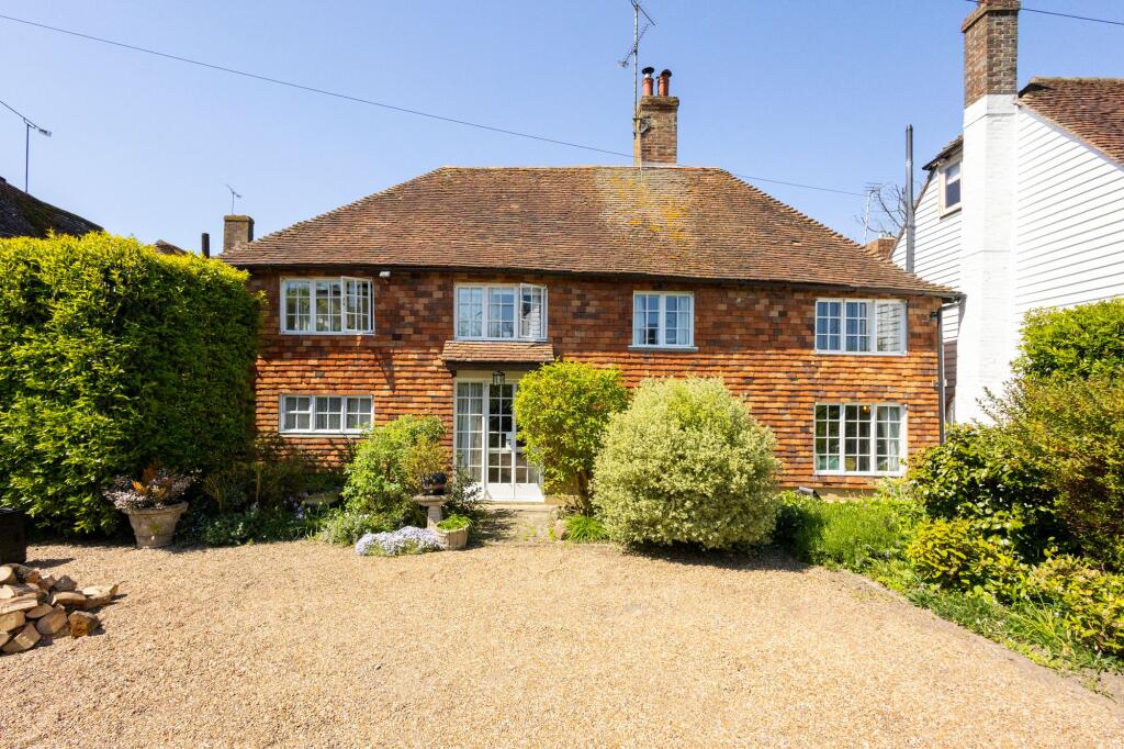 Main image of property: High Street, Rolvenden, TN17