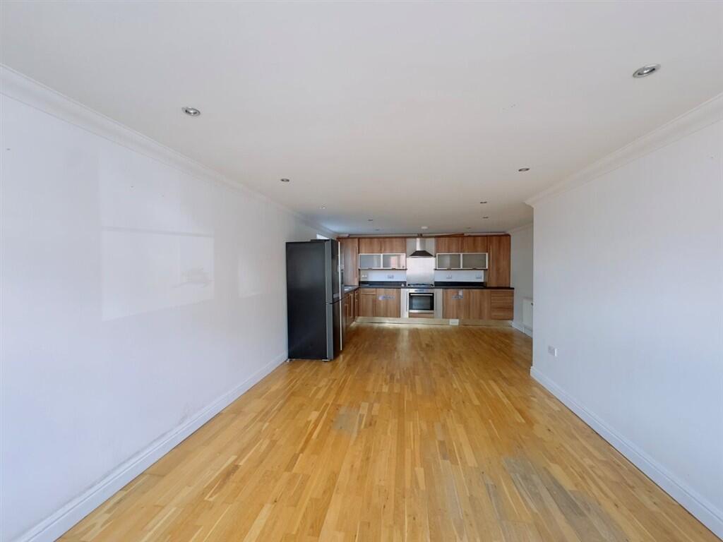 Apartment in London - View 5
