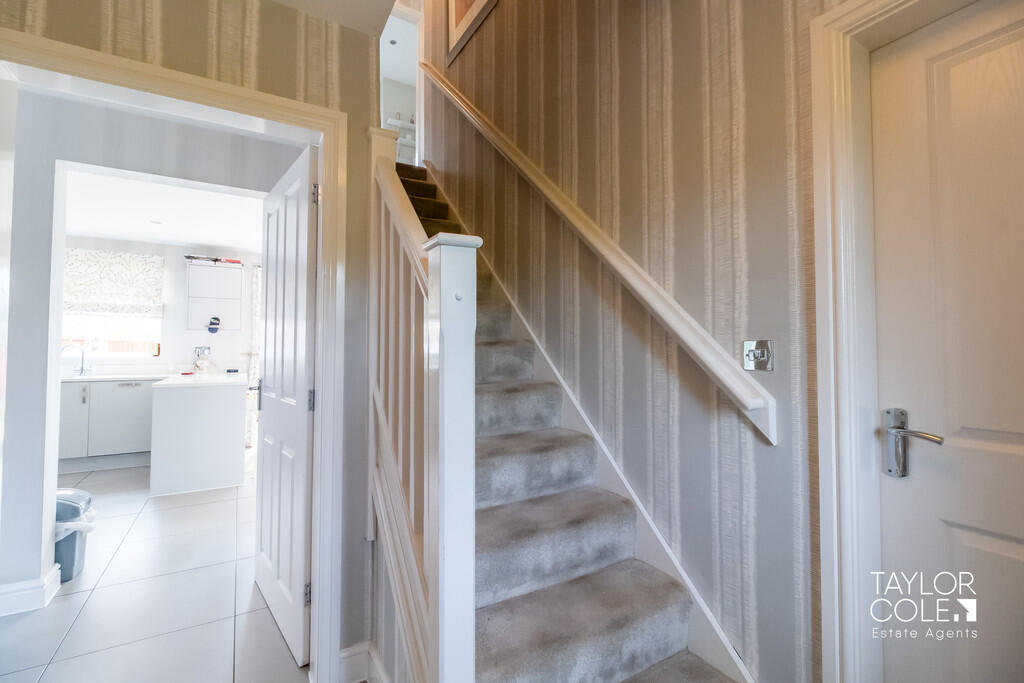 House in Tamworth, Staffordshire - View 2
