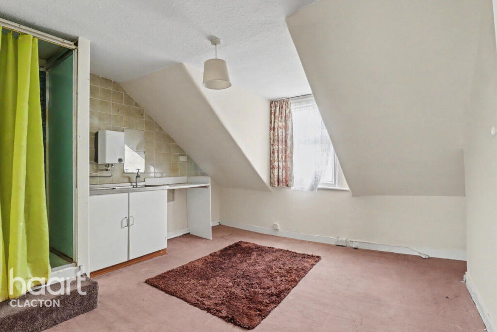 House in Clacton-on-Sea, Great Clacton - More