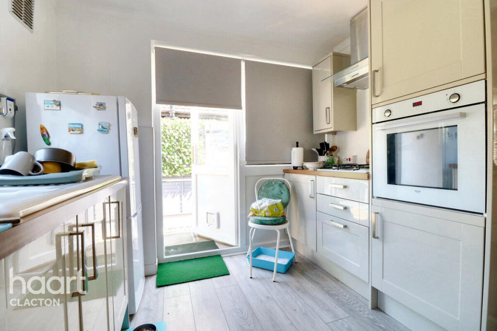 House in Jaywick - View 5