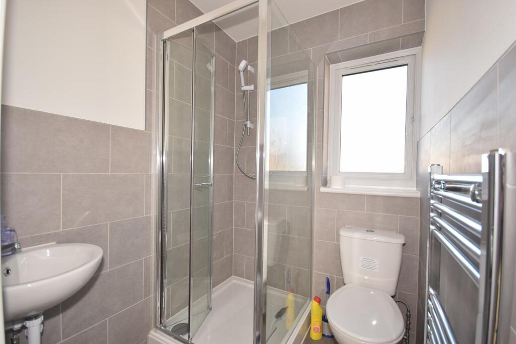 House in Portsmouth - View 5