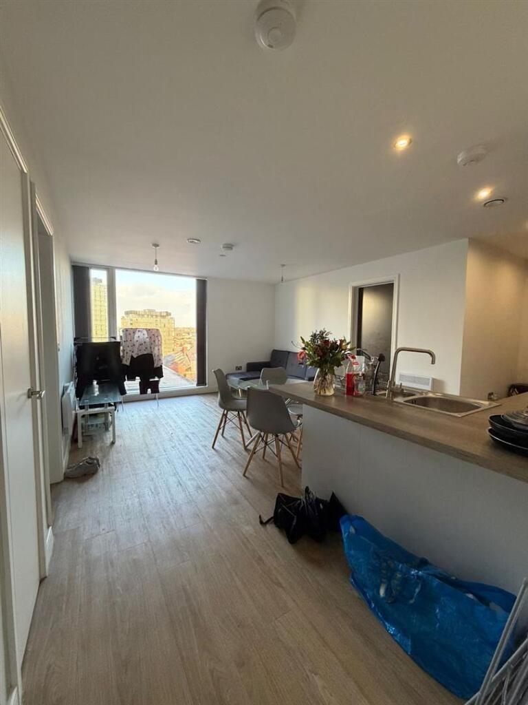 Apartment in Manchester - More