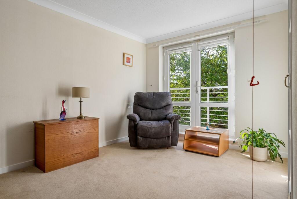 Apartment in Glasgow - View 5