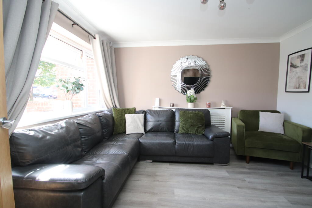 House in Portsmouth - View 4