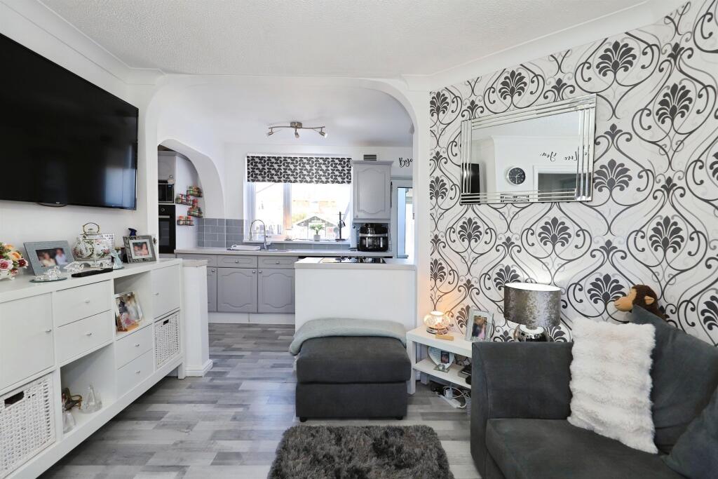 House in Wolverhampton, Perry Hall - View 5