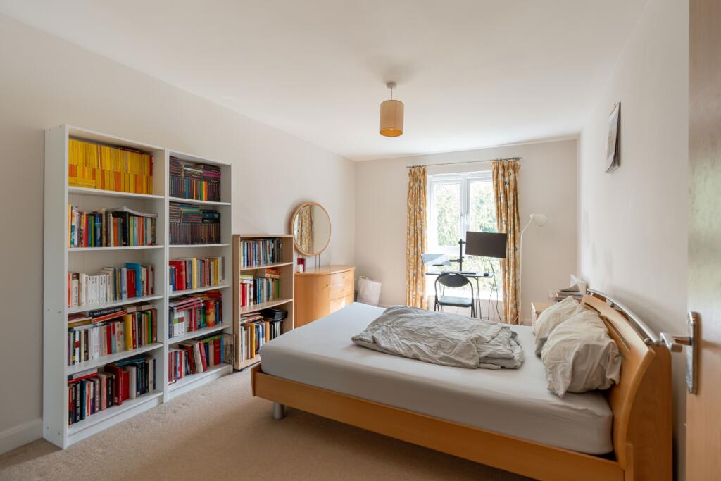 Apartment in Oxford, Cold Harbour, South Oxford - More