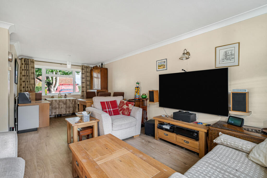 Rosebay Crescent, Wantage, OX12 photo 4
