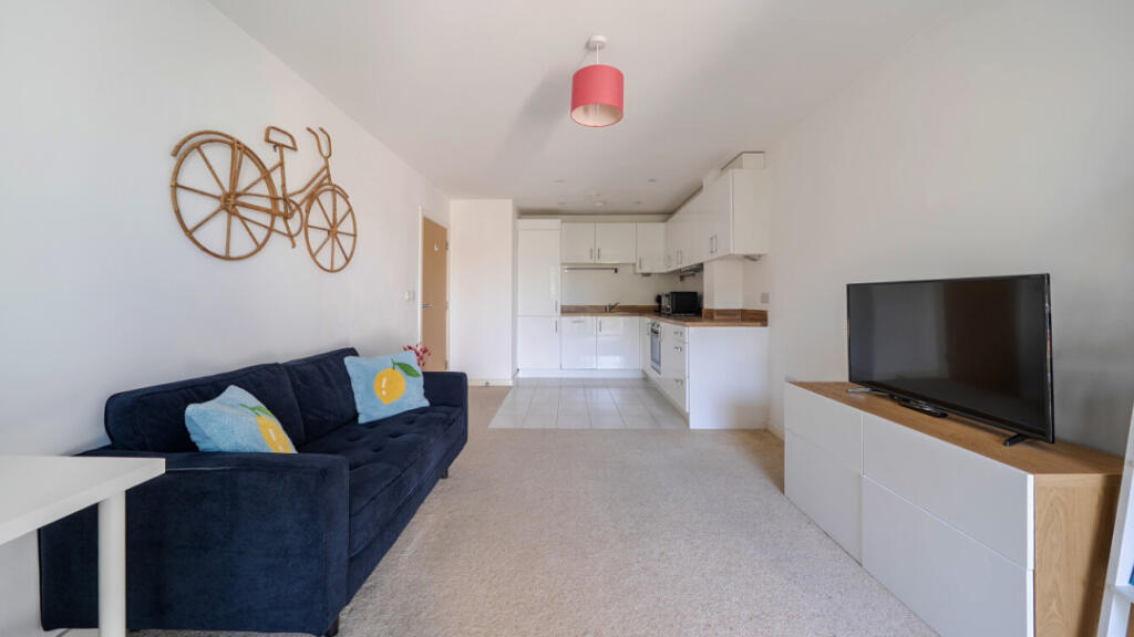 Apartment in London - View 4