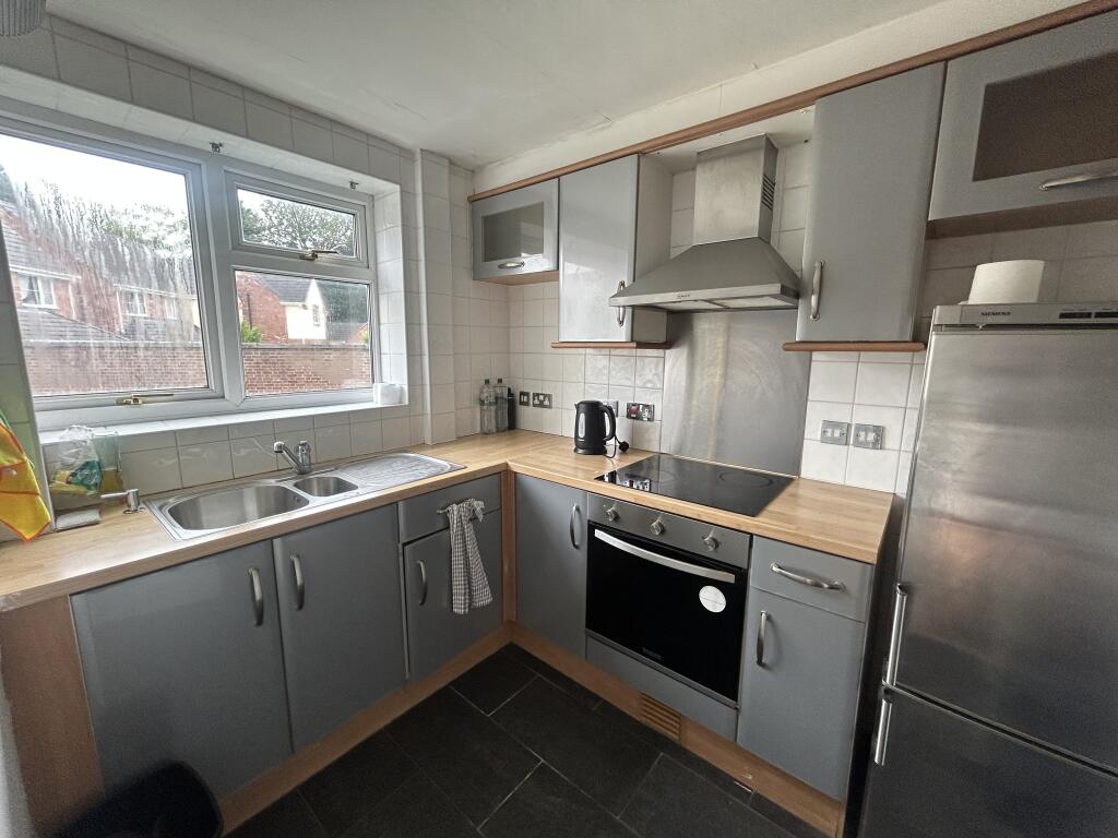 Apartment in Wolverhampton - View 3