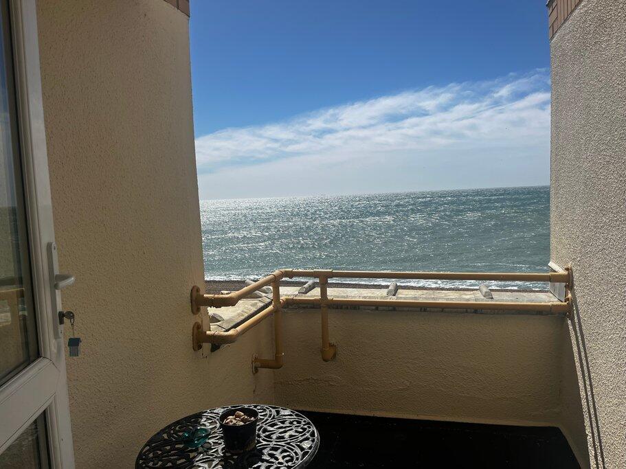 Main image of property: Homevale house Sandgate high street, Sandgate, Kent CT20 3RS