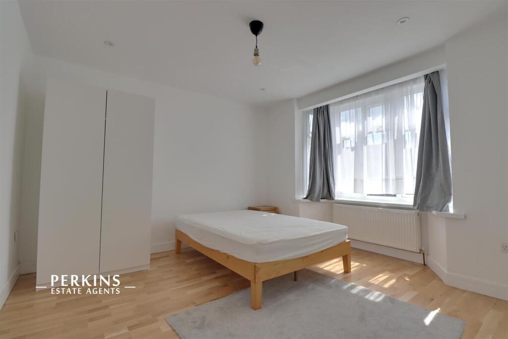 Main image of property: Southall, UB1