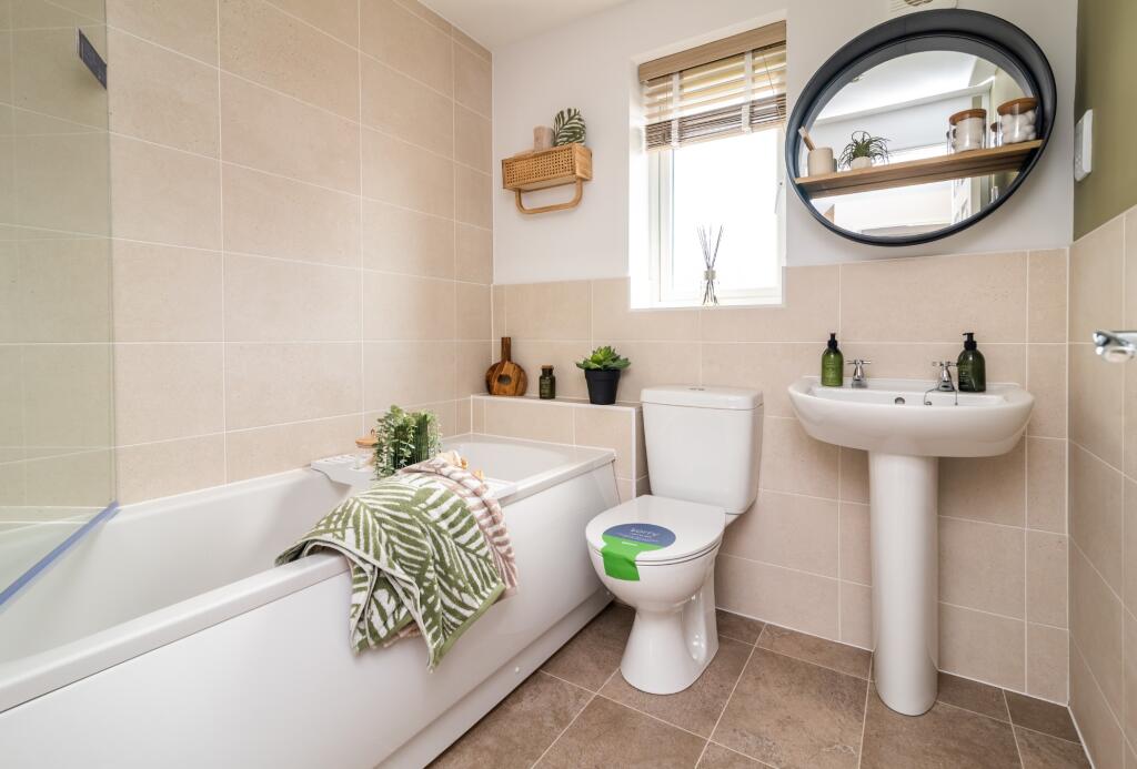 House in Ashfield, Sutton in Ashfield, Nottinghamshire - View 4