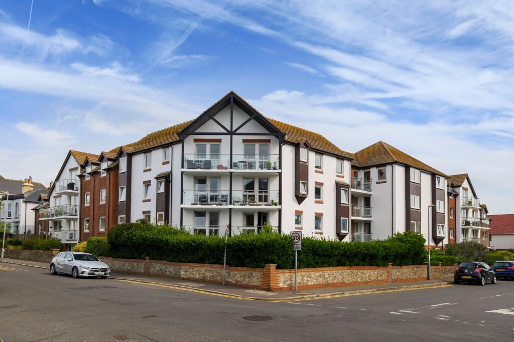 2-bed apartment on Stade Street, Captains Court Stade Street, CT21, £199,995