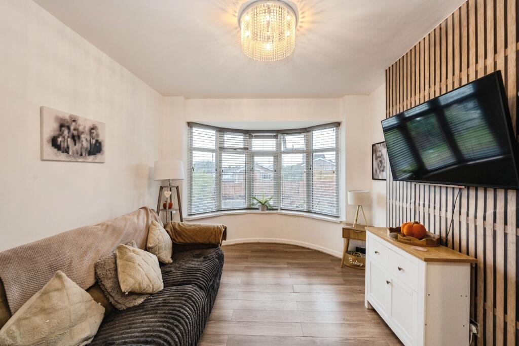House in Swansea, Dyffryn Clydach - View 3