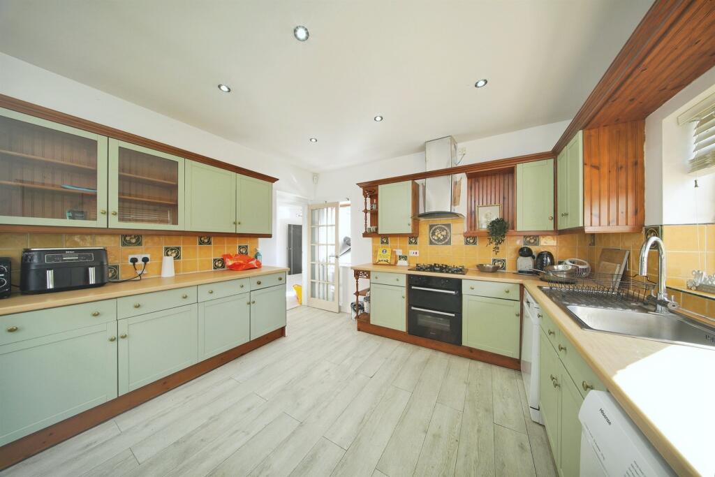 House in Birmingham - More