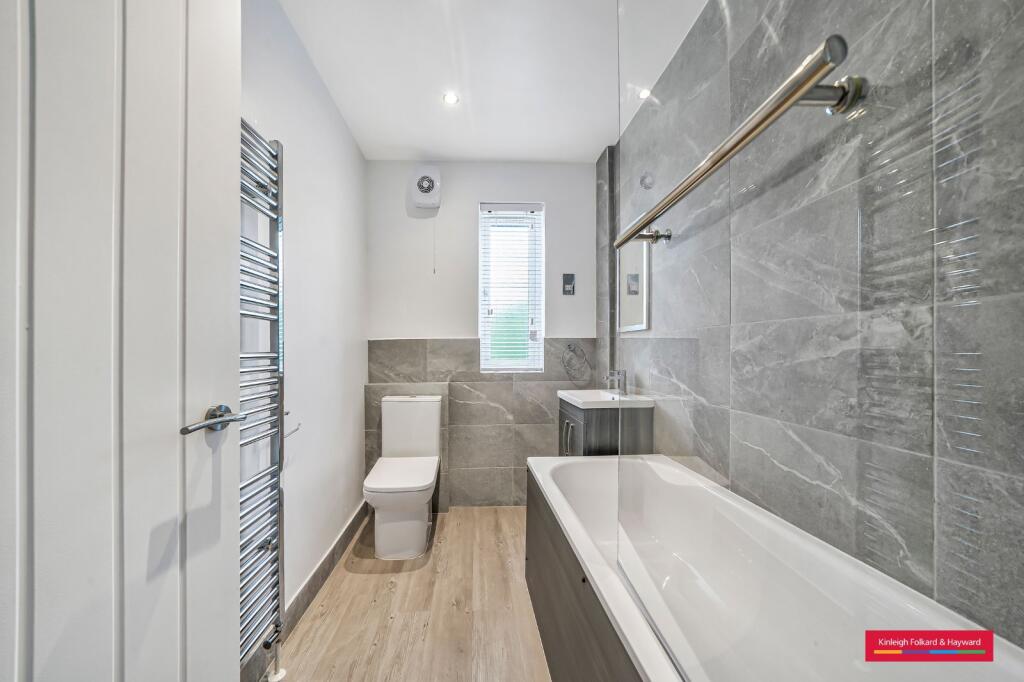 Apartment in London - View 4
